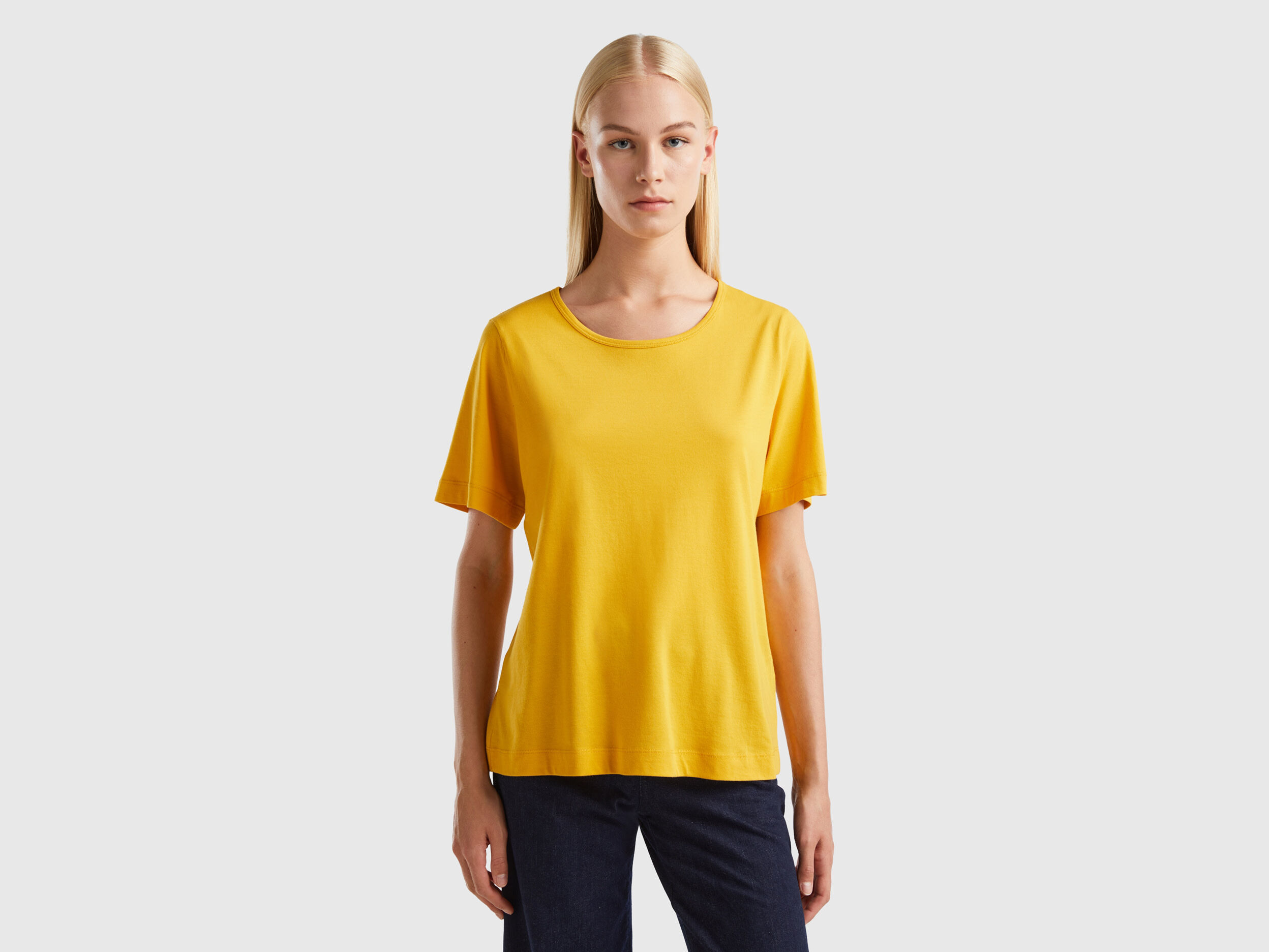 Camiseta amarillo mostaza de manga corta Amarillo Benetton