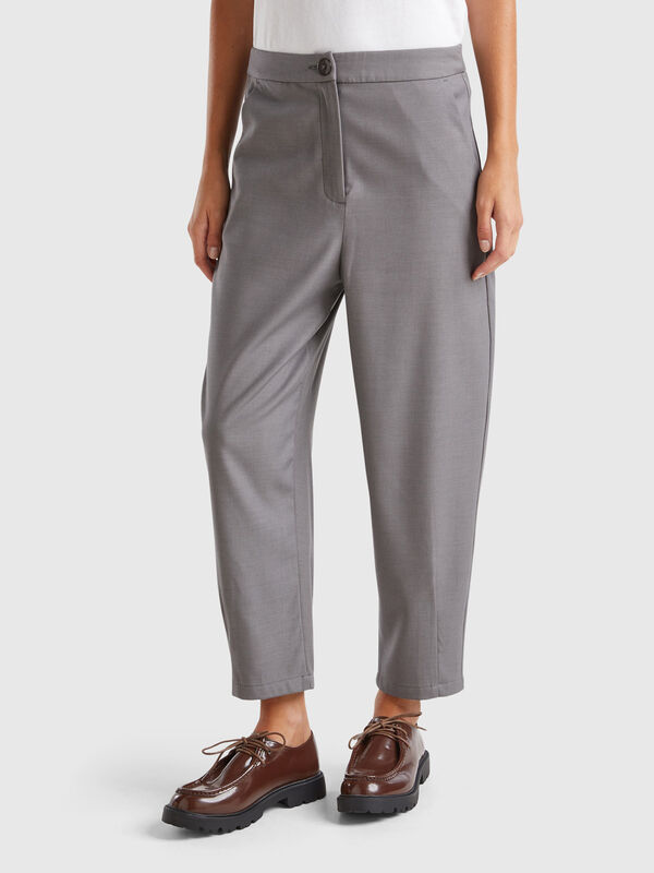 Pantalón de corte abullonado Pantalón de corte abullonado Mujer