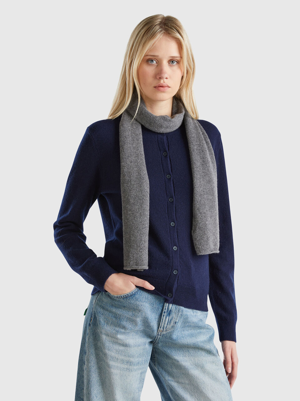KNITTED SCARF Mujer image number 2