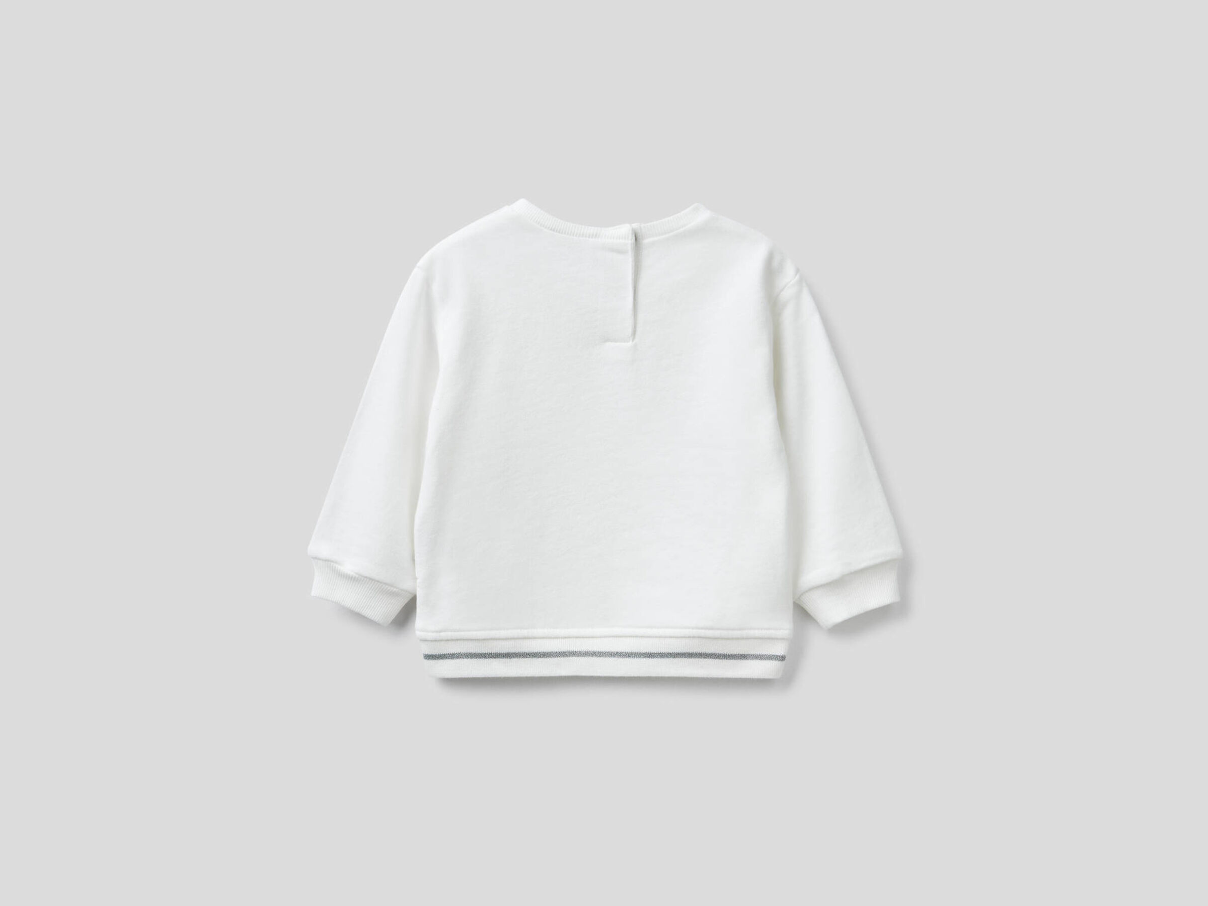 Sudadera con detalle cruzado image number null