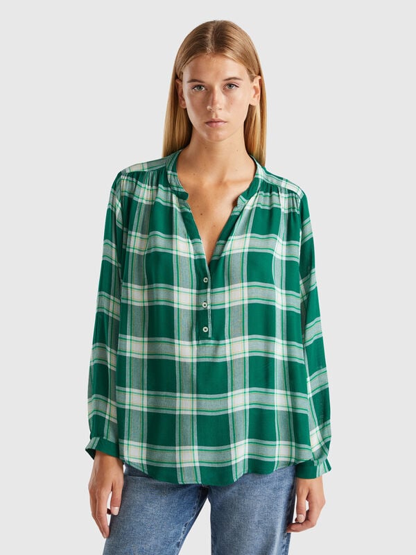 Camisa fluida de cuadros Camisa fluida de cuadros Mujer