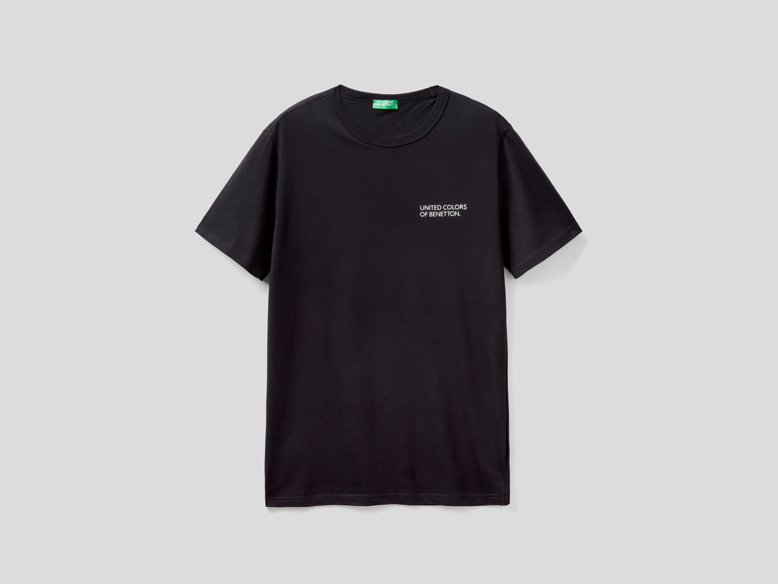 Camiseta negra para store estampar