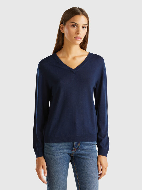 Jersey de pura lana merina con escote de pico Mujer