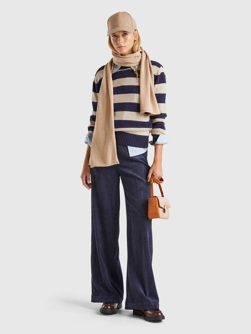 TROUSERS Mujer image number null