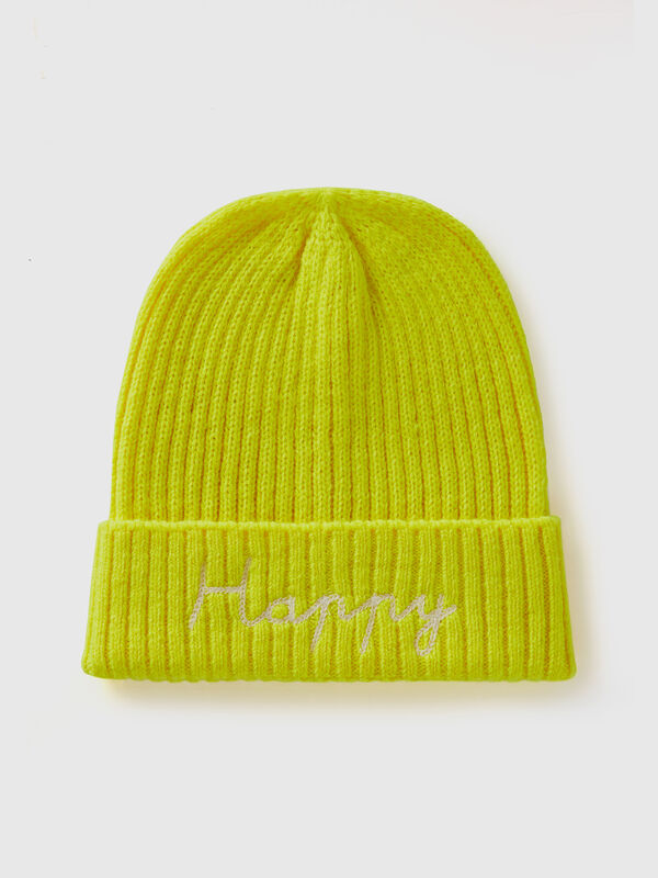 Gorro amarillo flúor con bordado Mujer
