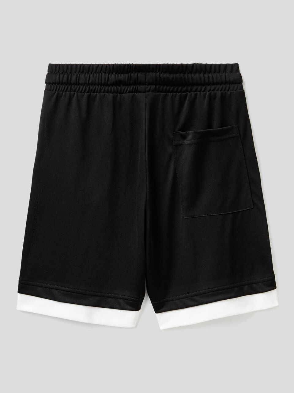 Bermudas con bajo doble image number 2