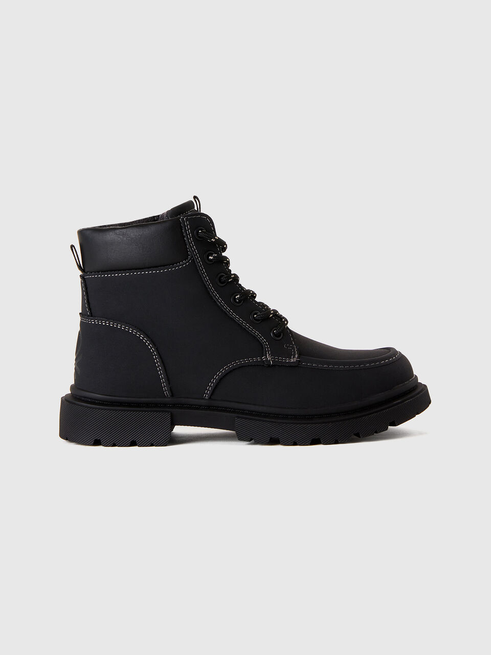BOOT Niño image number null