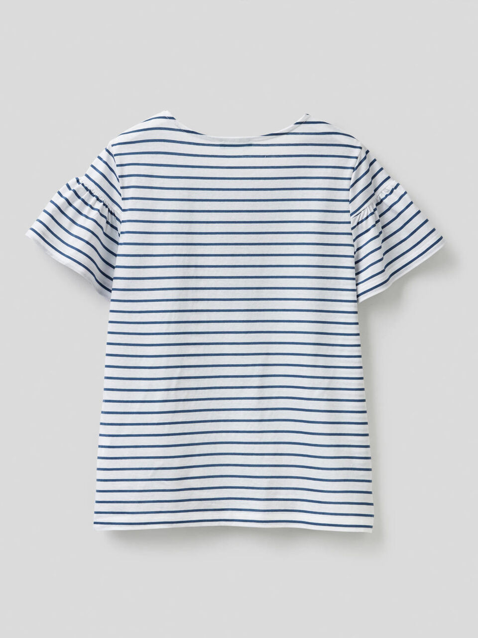 Camiseta de rayas con manga fruncida image number 2