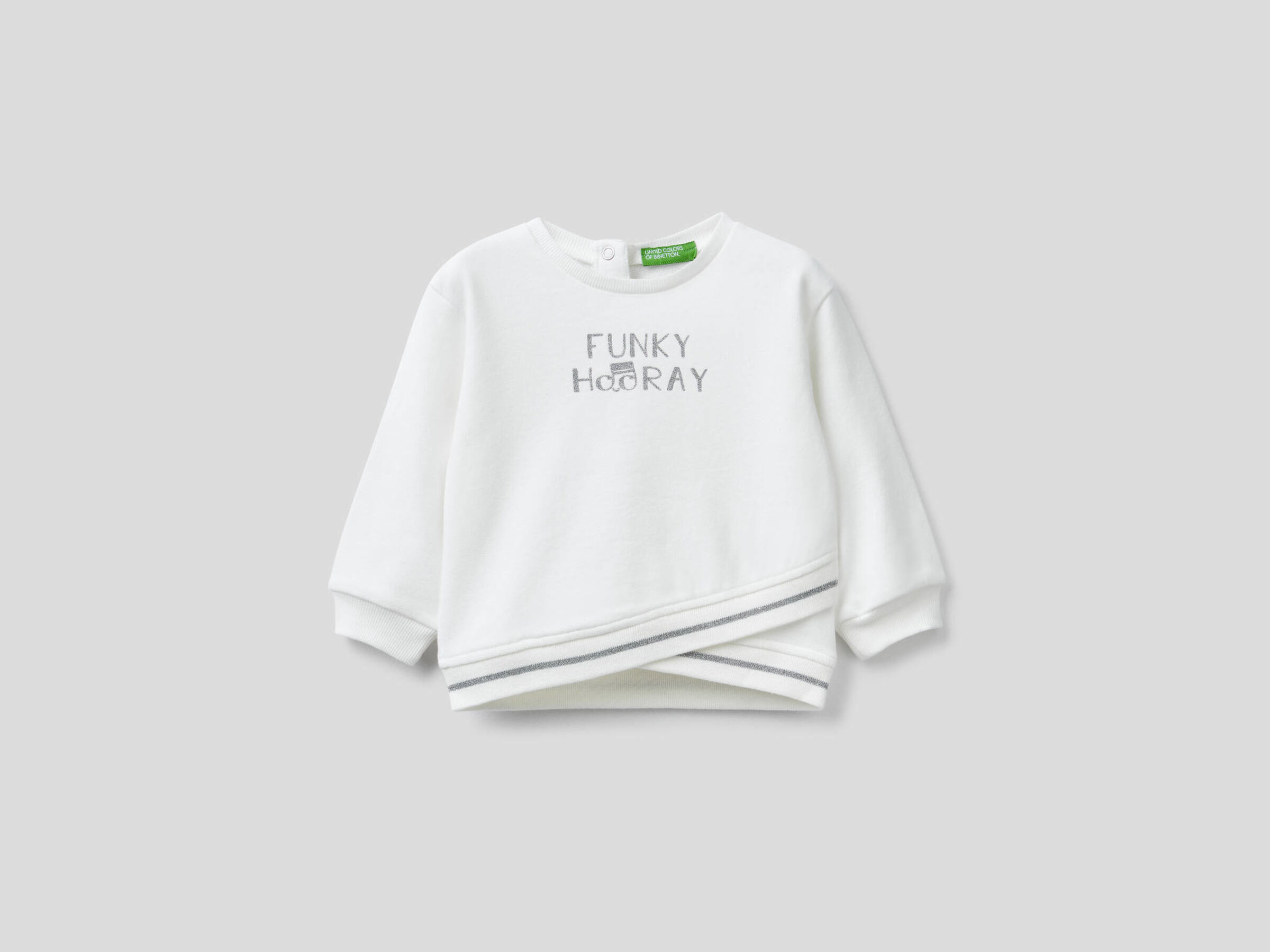 Sudadera con detalle cruzado image number null