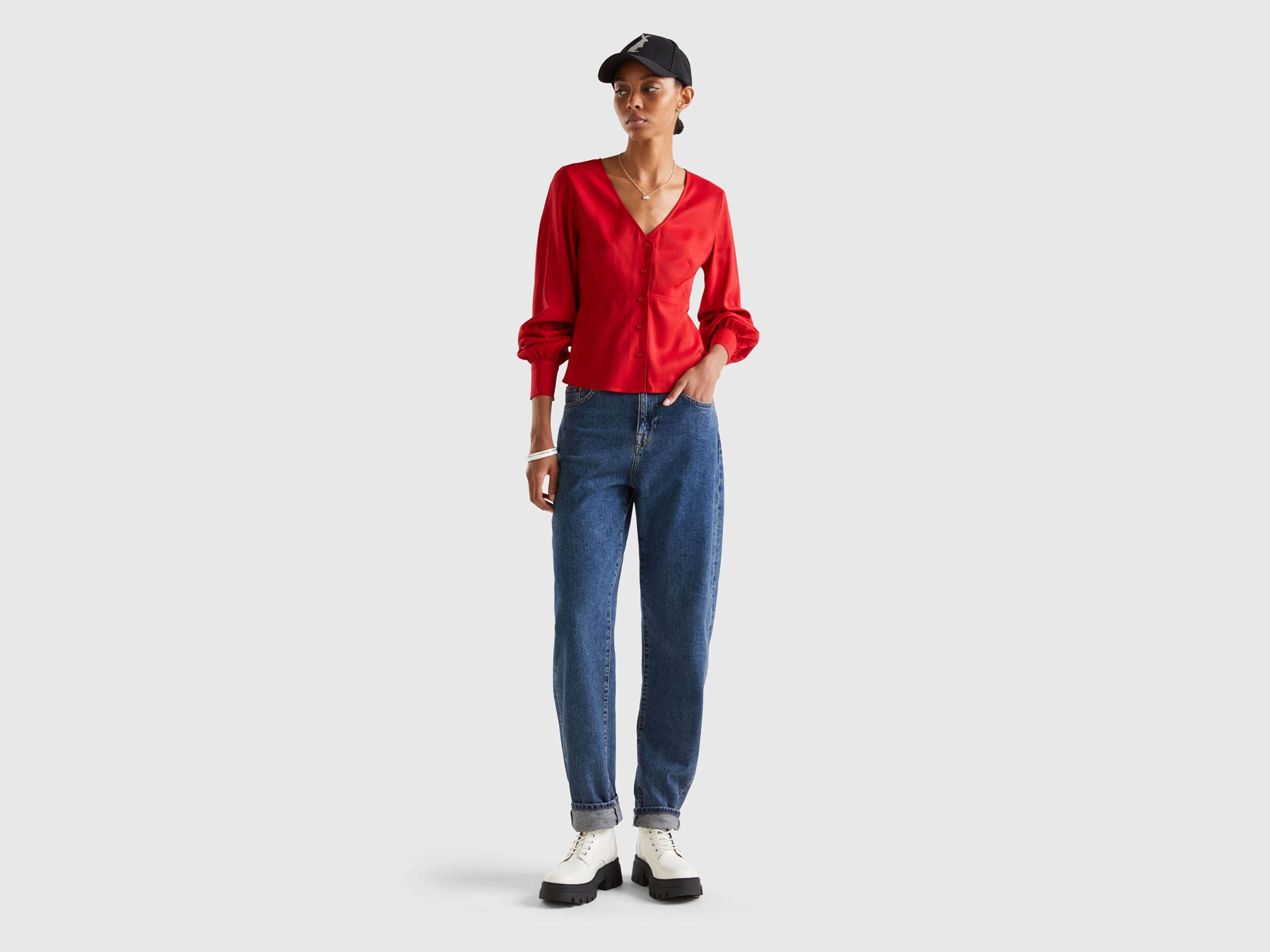 Camisa cuello pico mujer discount
