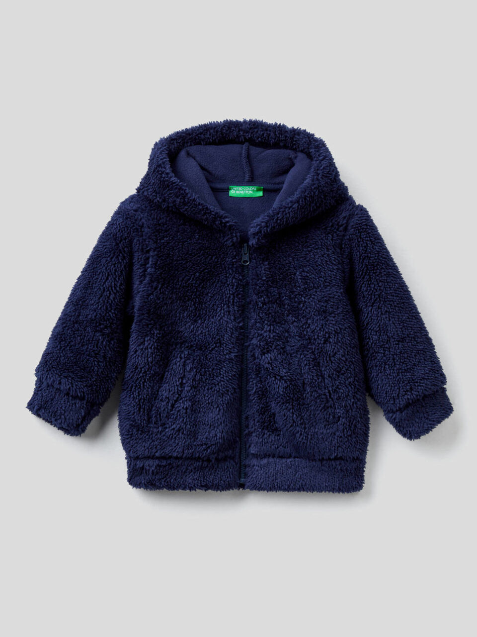 Sudadera efecto peluche con capucha image number 1