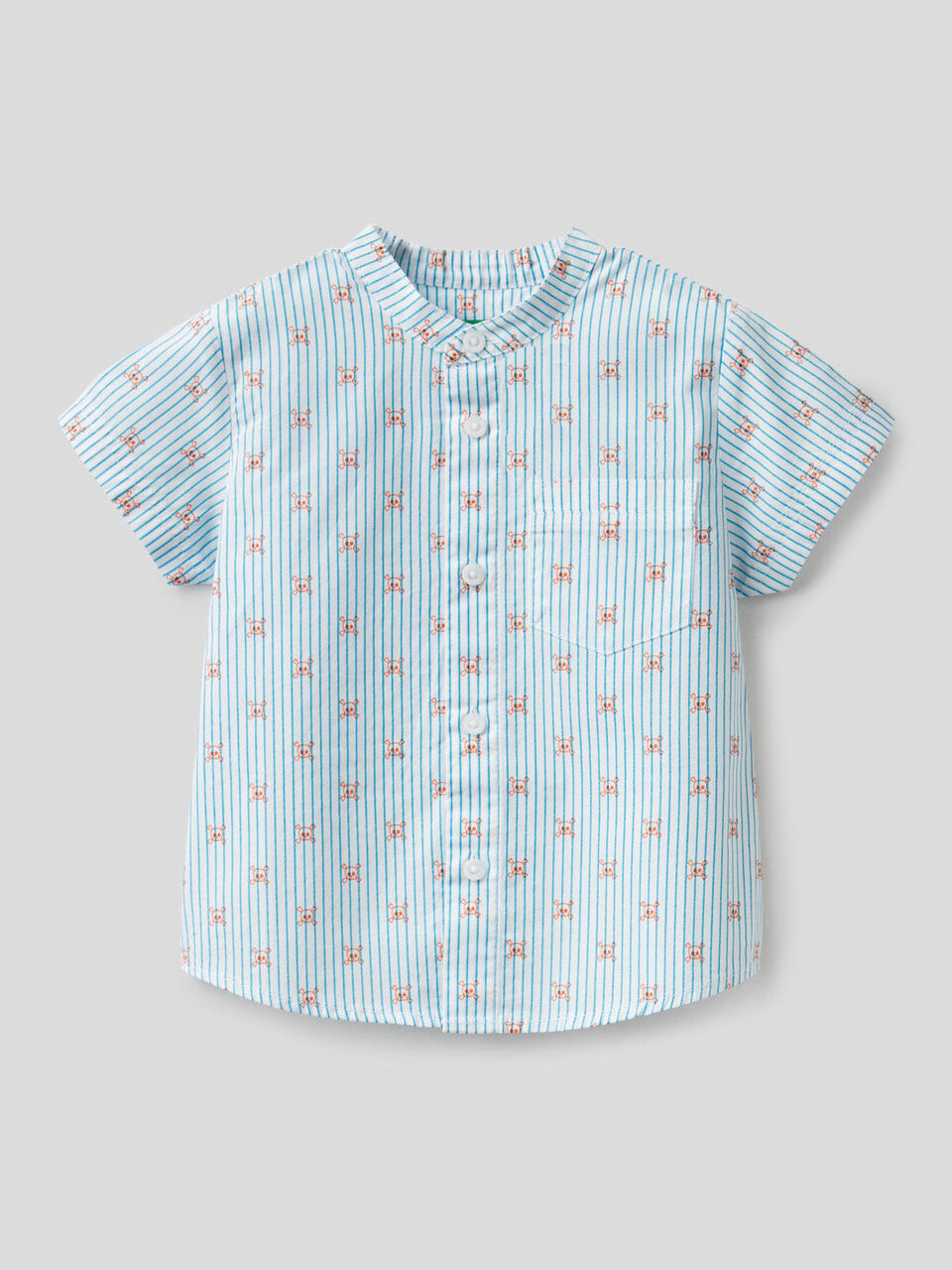 Camisa con estampado de calaveras image number 1