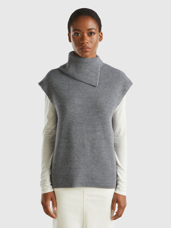 Chaleco largo con cuello alto Mujer