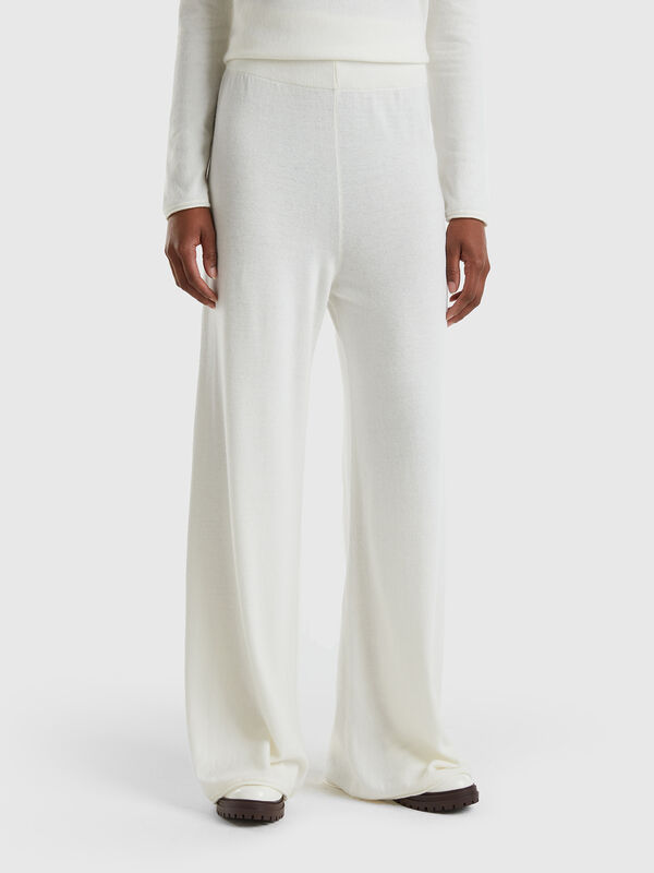 Pantalón amplio blanco crema en mezcla de lana y cachemir Pantalón amplio blanco crema en mezcla de lana y cachemir Mujer