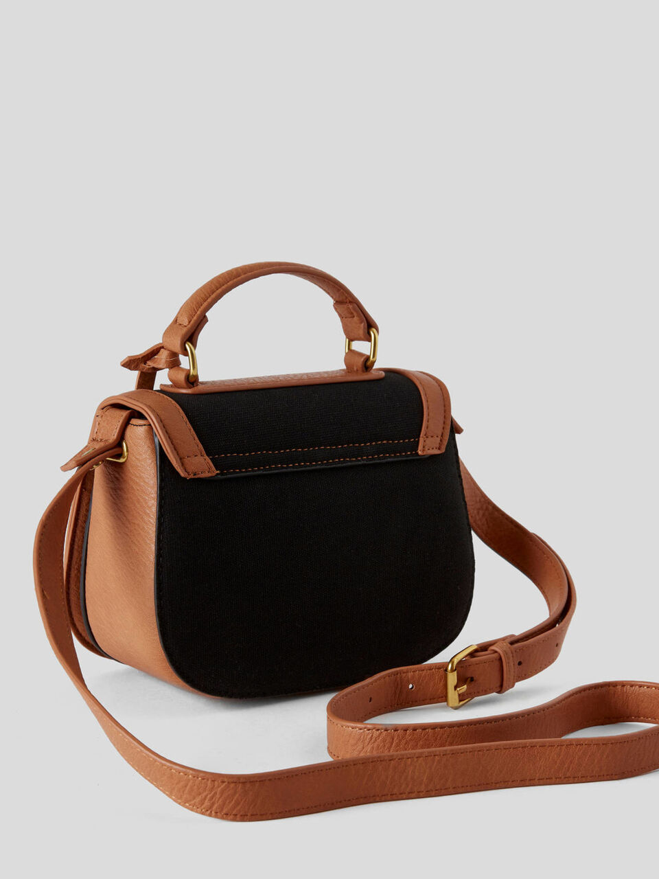 Bolso de lona con bandolera image number 2