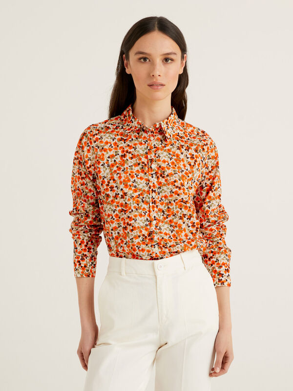 Camisa naranja de 100 % algodón con estampado floral Mujer