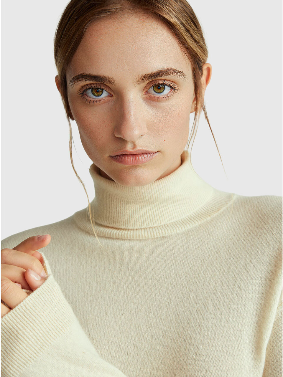 TURTLE NECK SWEATER Mujer image number null