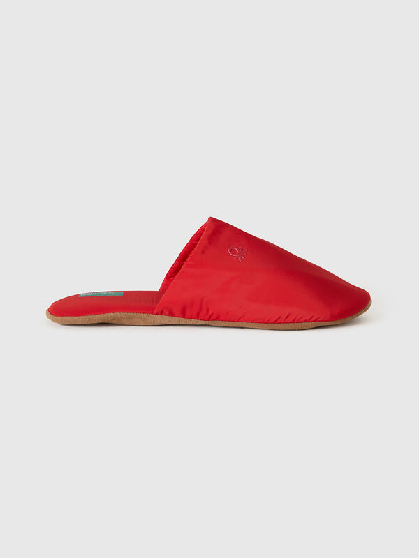 Zapatillas con estuche