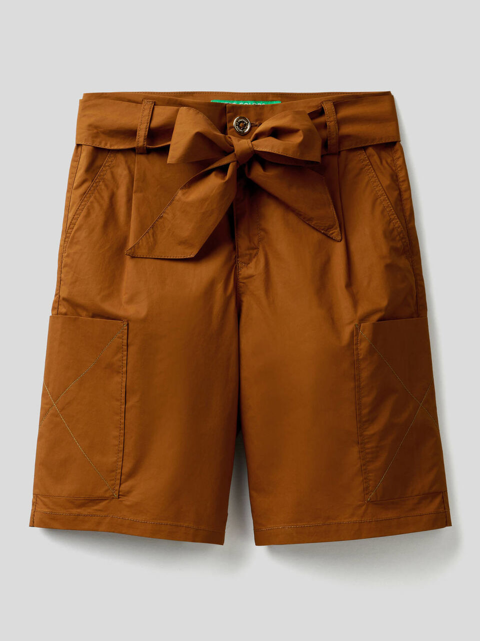 Bermudas cargo de 100% algodón image number 1