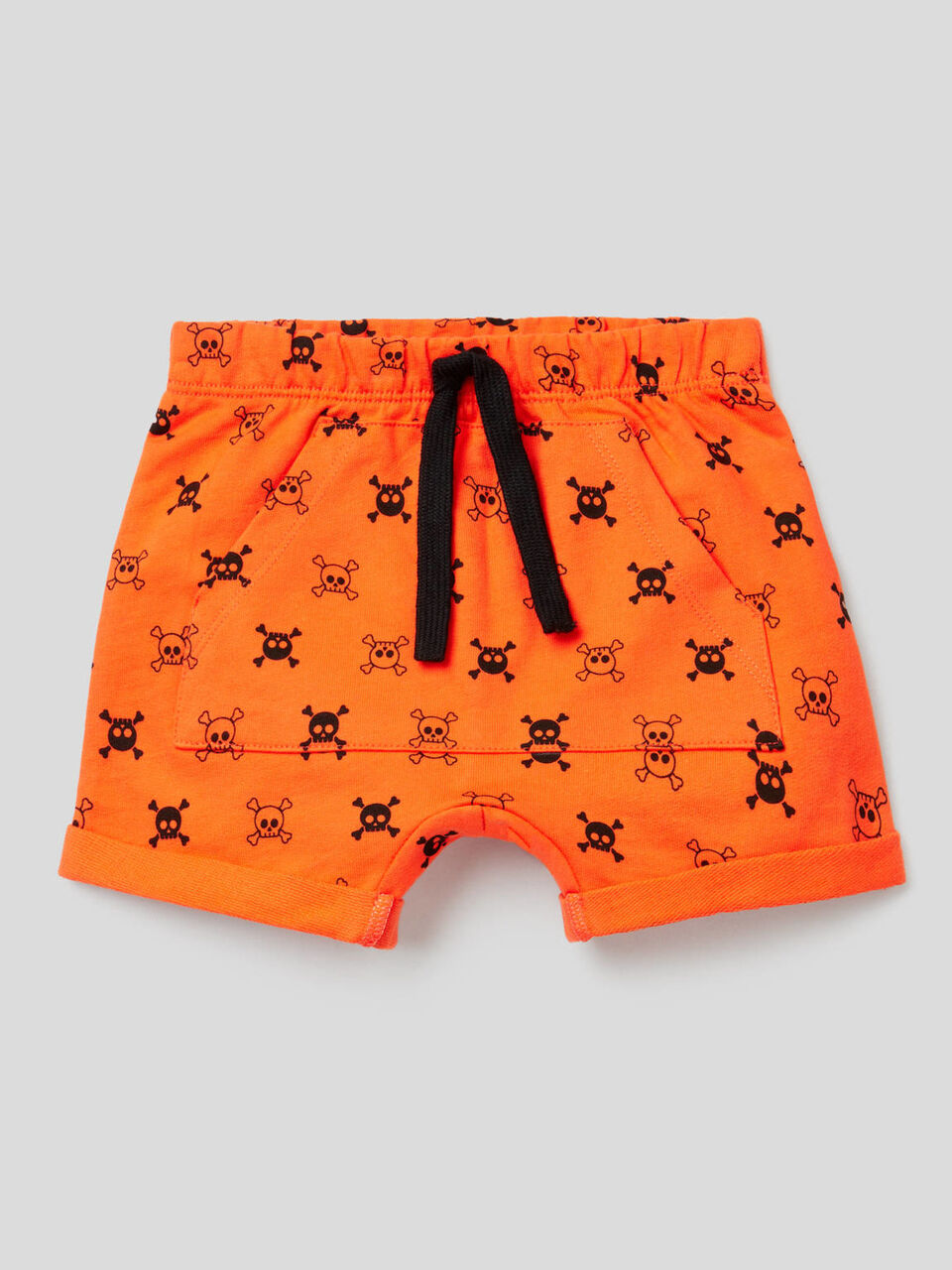 Shorts con maxibolsillo image number 1