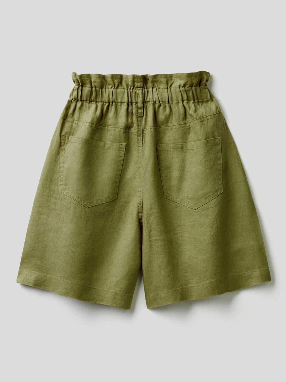 Bermudas de 100% lino con cintura fruncida image number 2