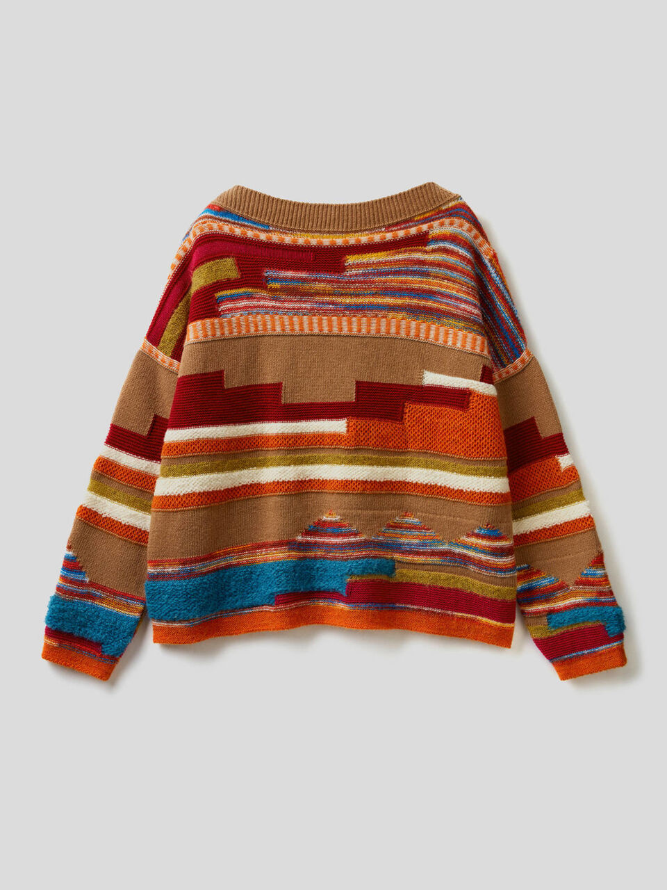 Jersey multicolor con dibujos grabados image number 2