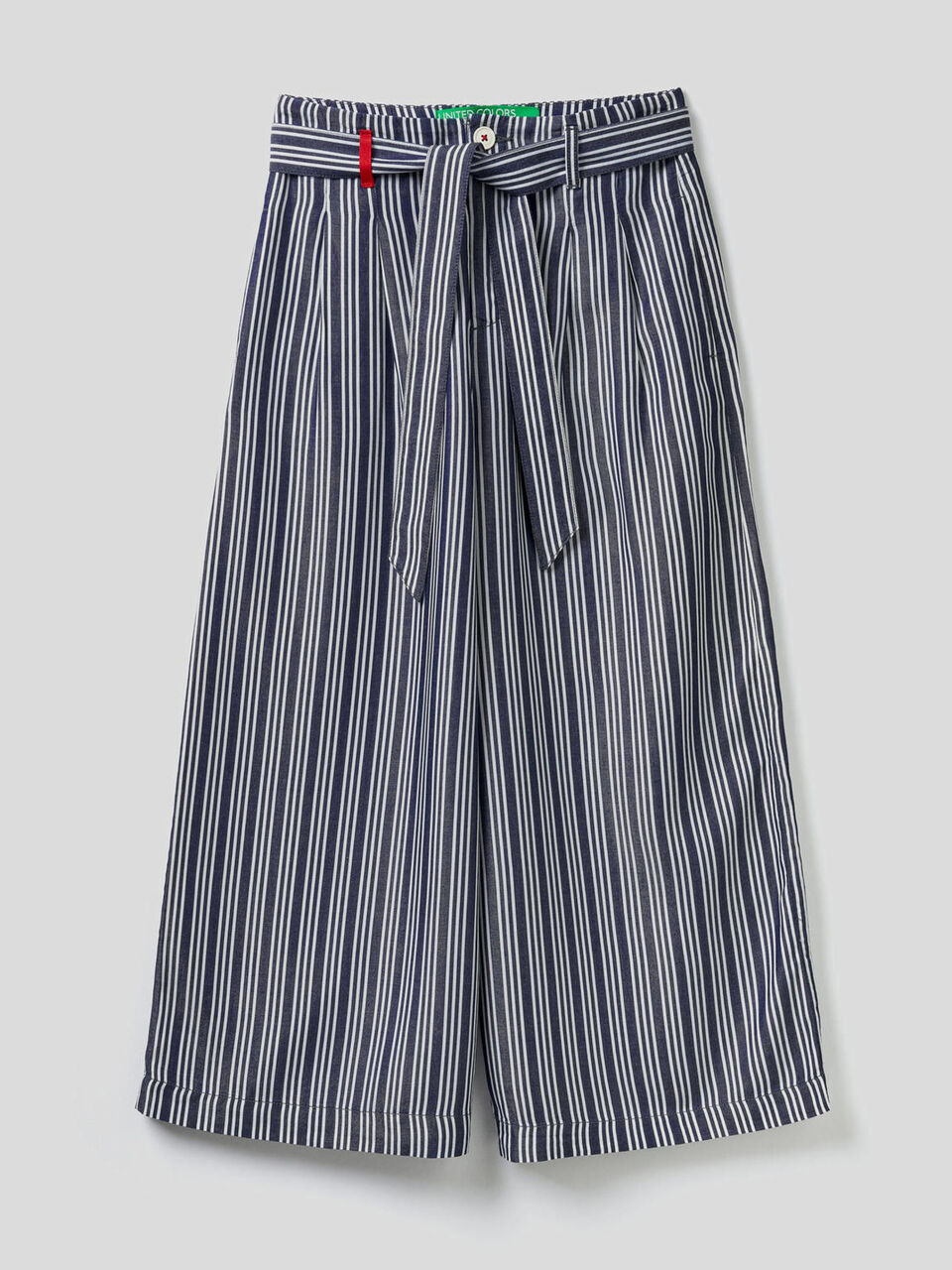 Pantalón amplio con cinturón Mujer image number 1