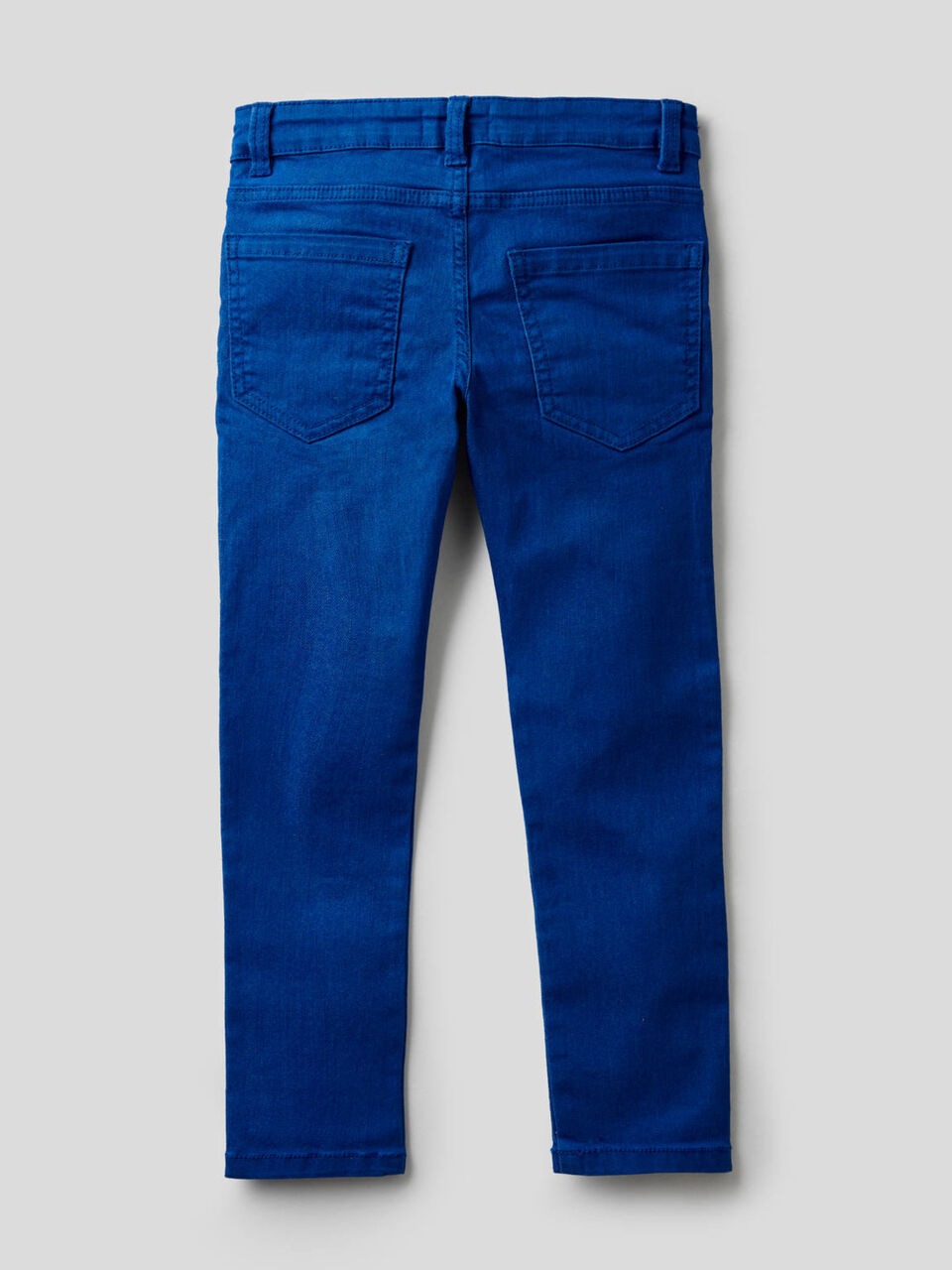 Pantalón pitillo con cinco bolsillos image number null