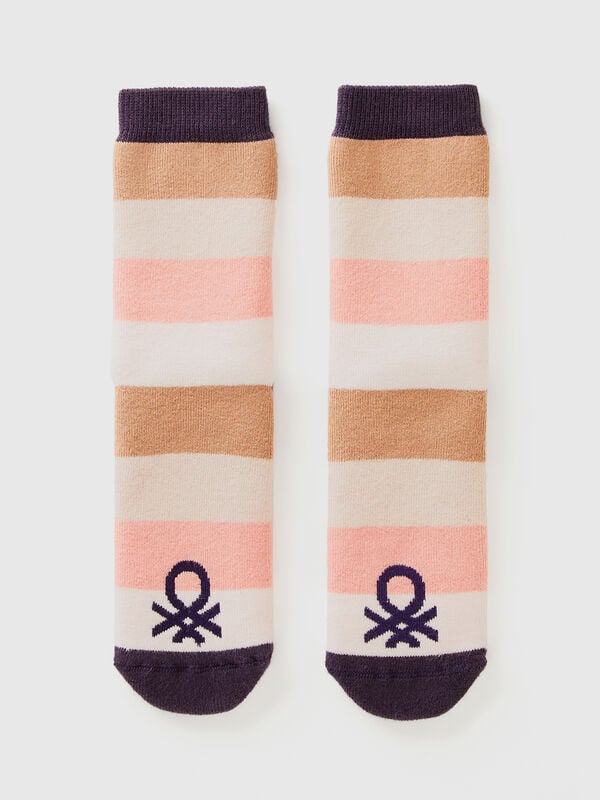 Calcetines antideslizantes rosa y beige Niño