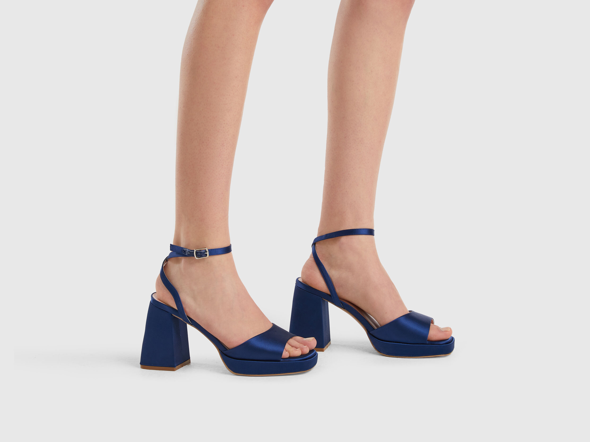 Sandalias azules plataforma store