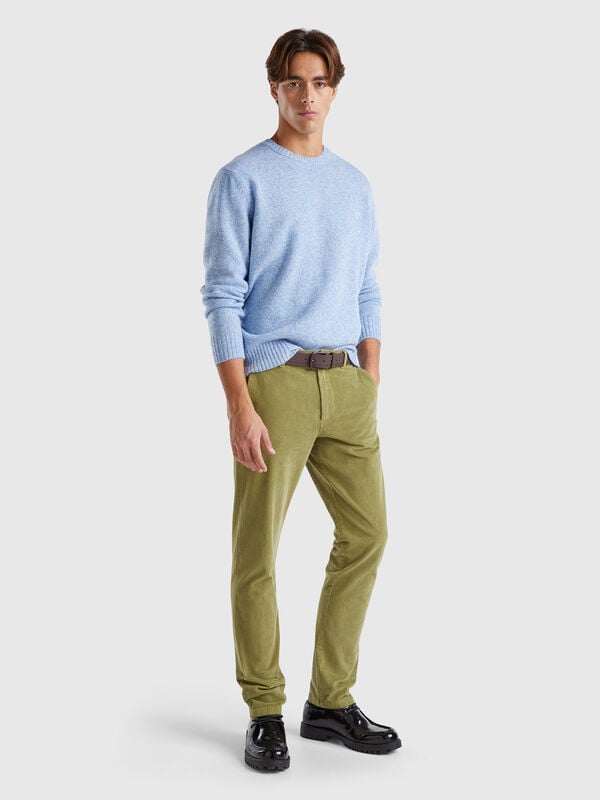 Pantalón slim fit de pana elástica Hombre