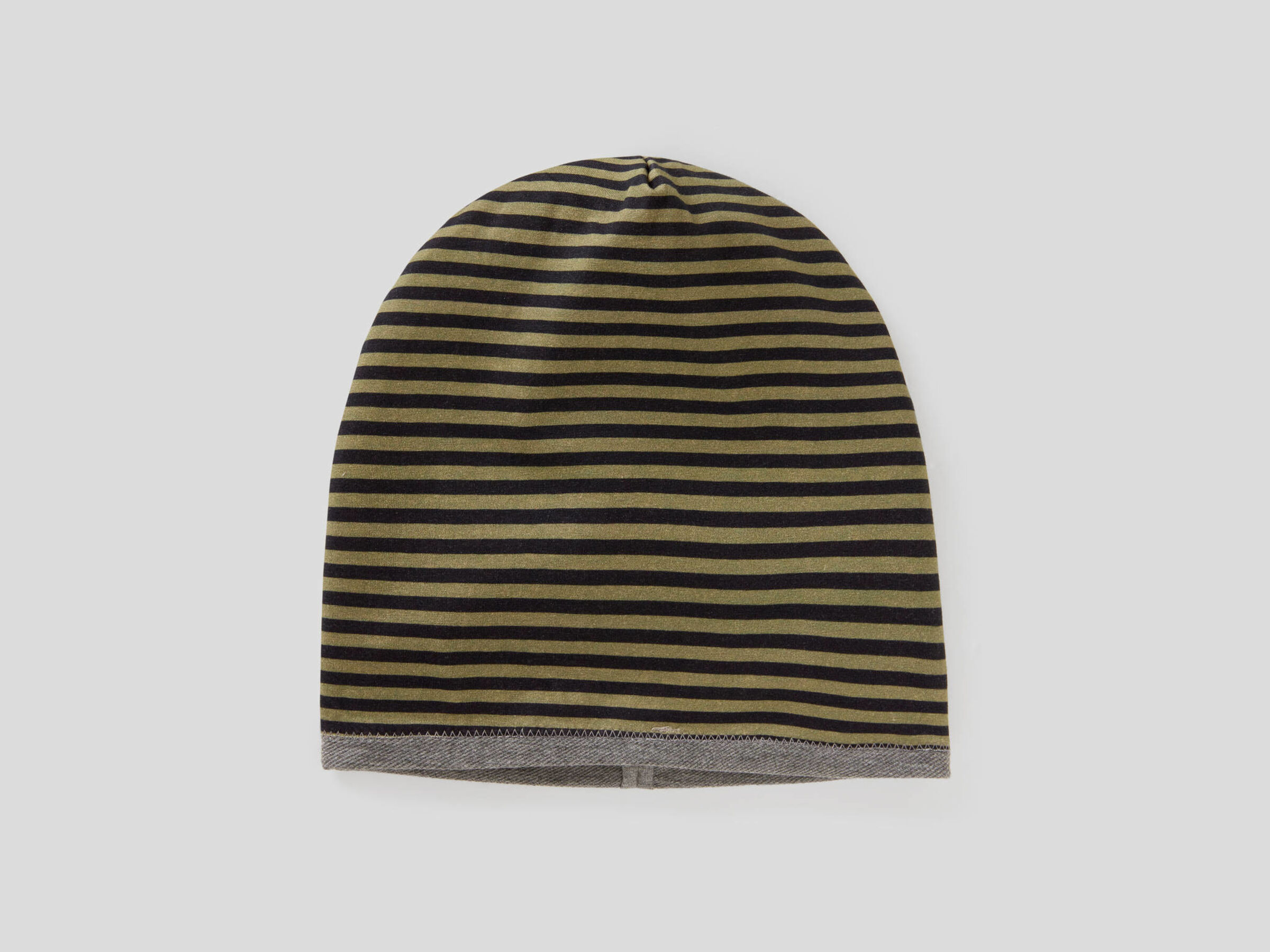Gorro reversible de algodón elástico image number null