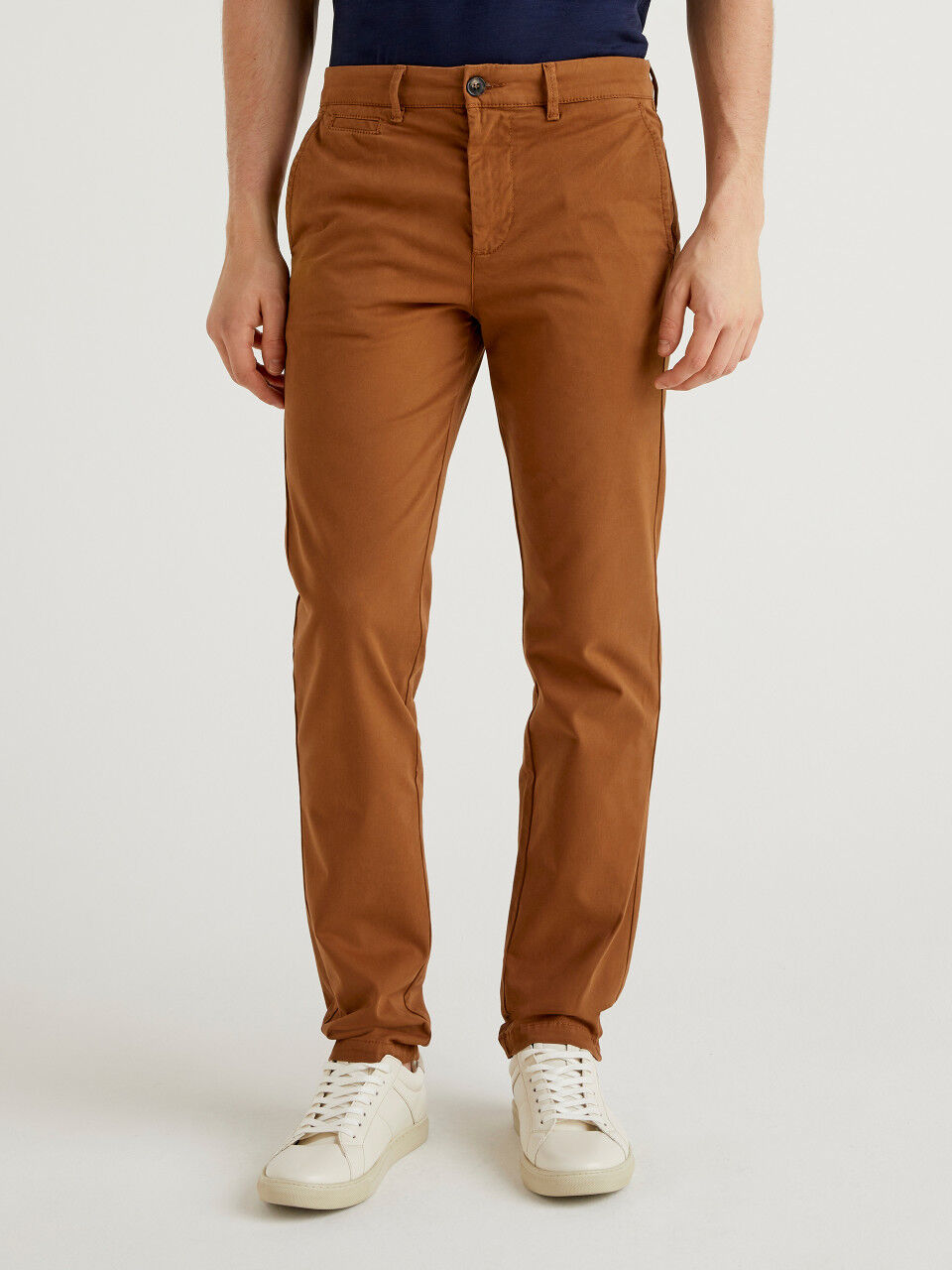 Chinos marrones store