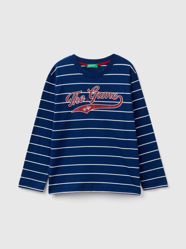 Camiseta de rayas con eslogan Niño