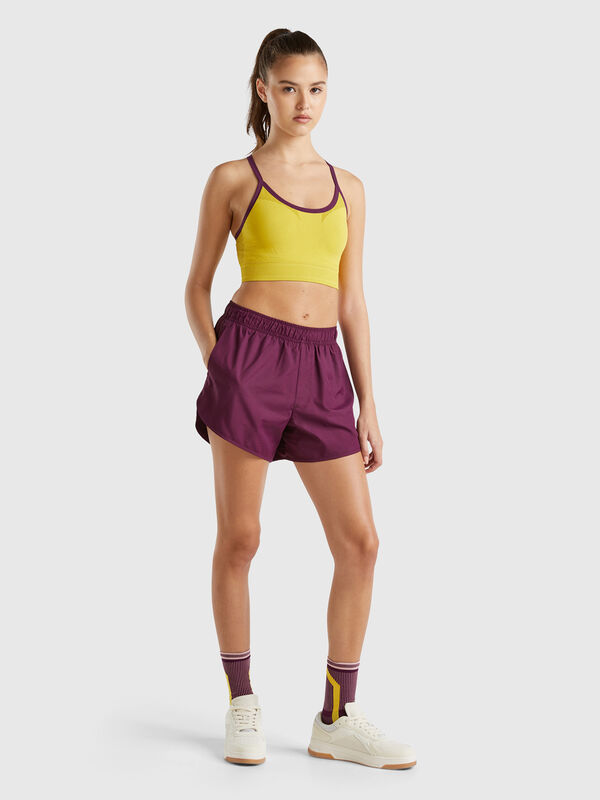 Shorts deportivos con tejido reciclado Mujer