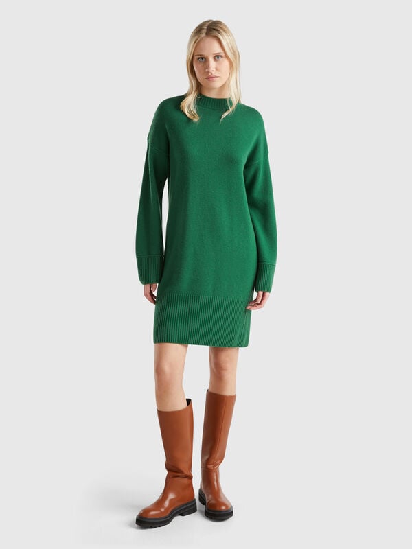 Vestido de lana mixta con cuello alto Mujer