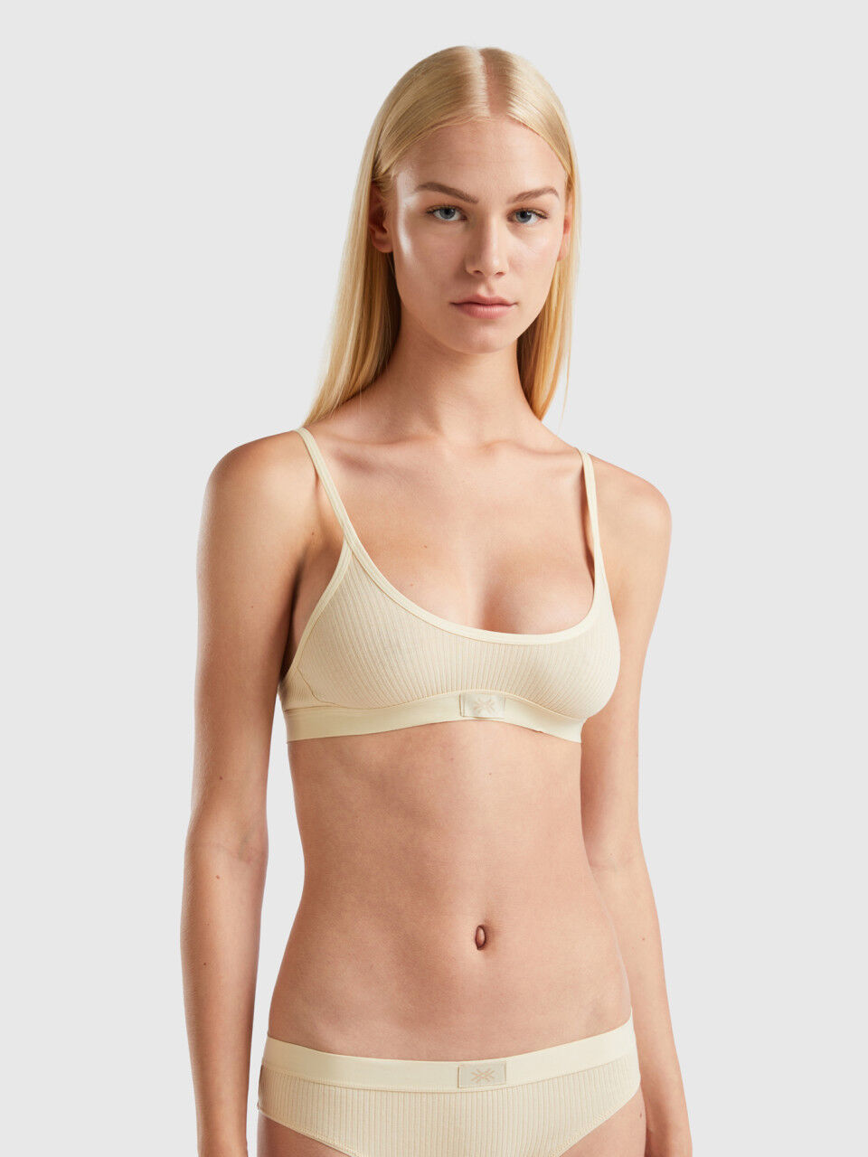 Ropa interior Mujer Pijamas y Conjuntos intimos