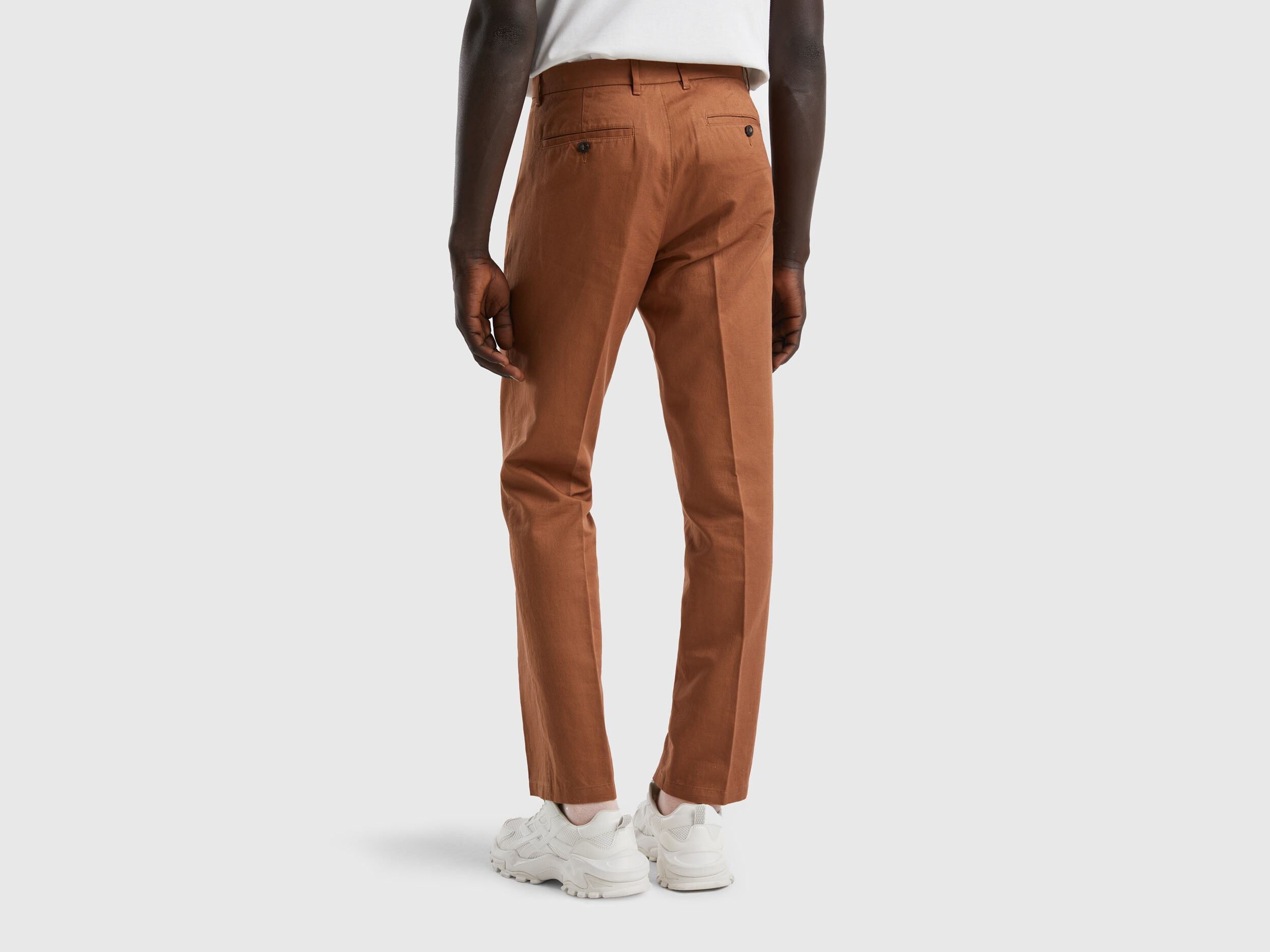 Pantalones chinos sales rectos hombre