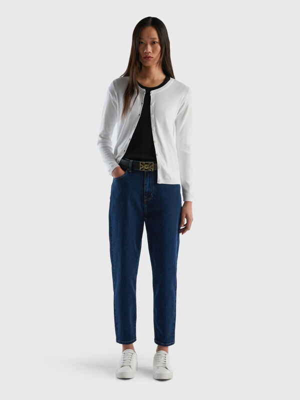 Vaqueros cropped mom fit Mujer