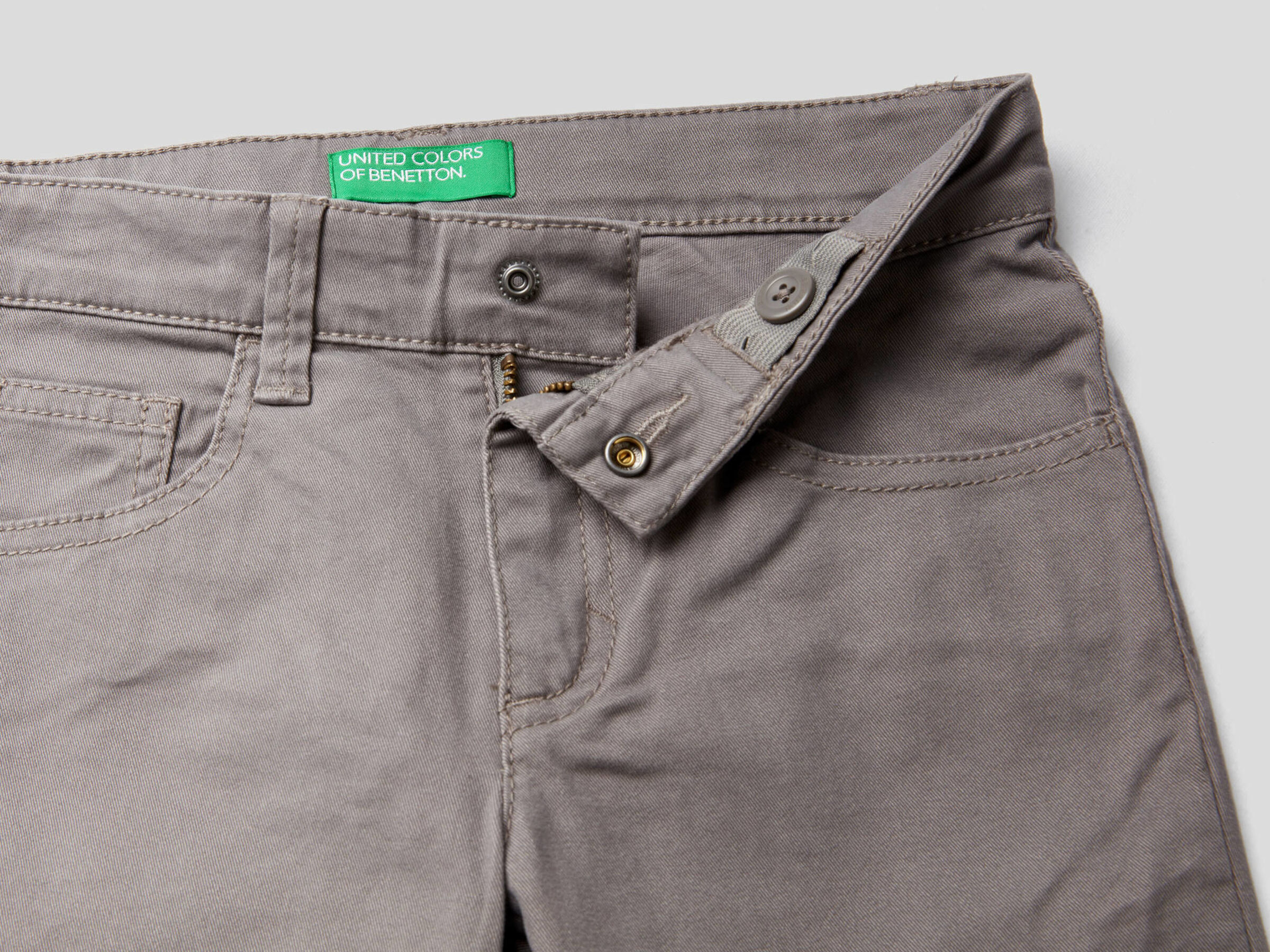 Pantalón ceñido con cinco bolsillos image number null