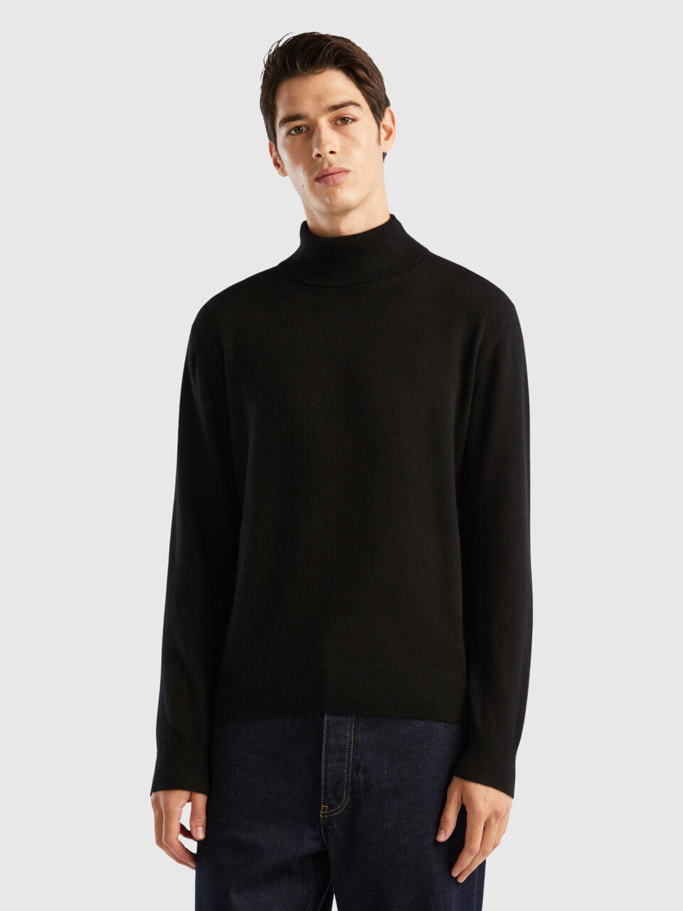 Sweater cuello hot sale alto hombre
