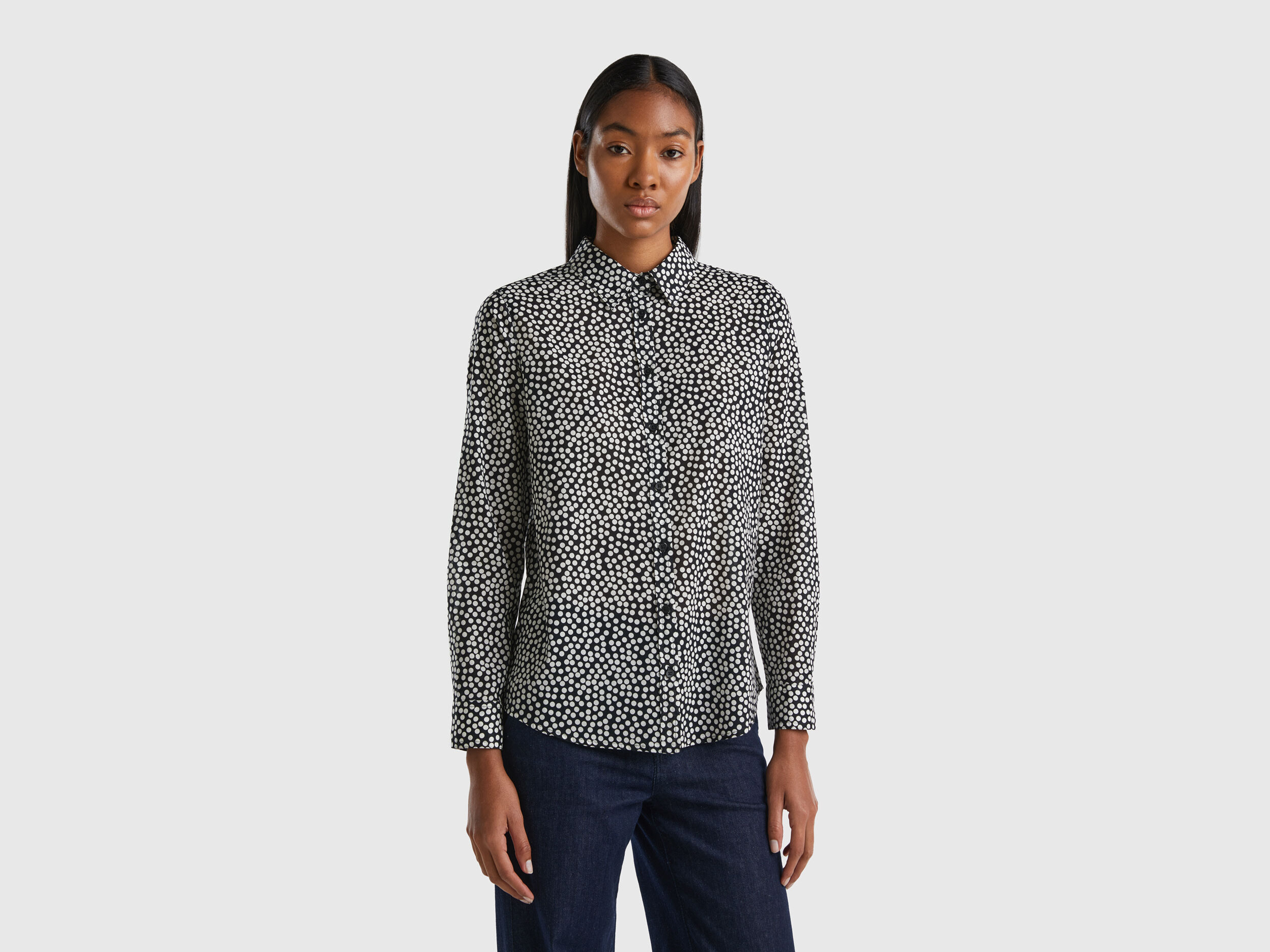 Camisa negra con lunares blancos Negro Benetton