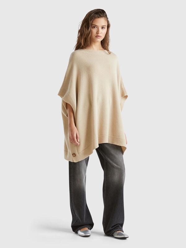 Capa con cuello barco Mujer