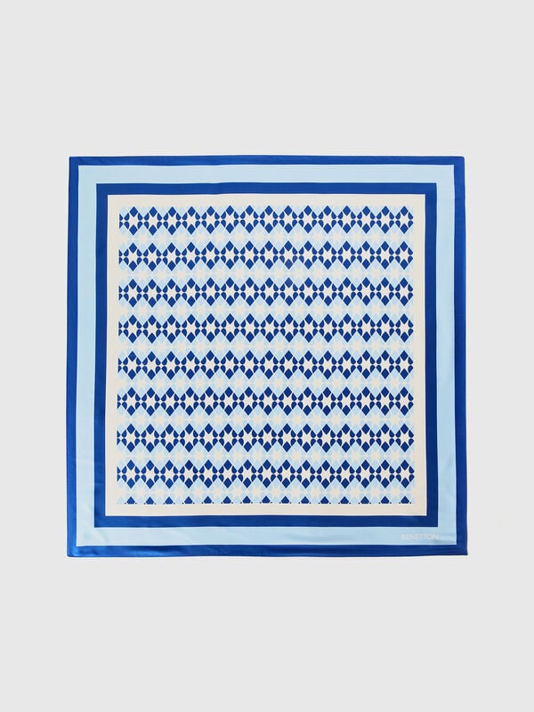 Pañuelo estampado de tejido reciclado Mujer