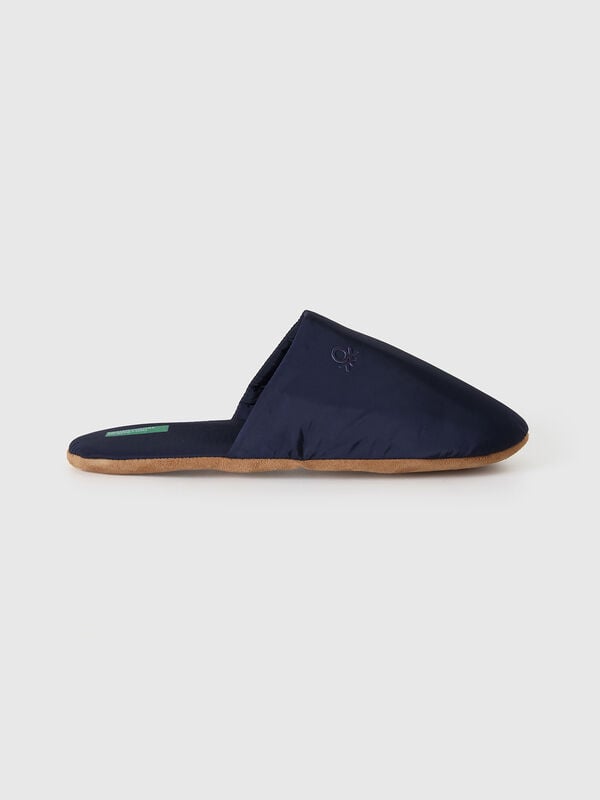 Zapatillas con estuche