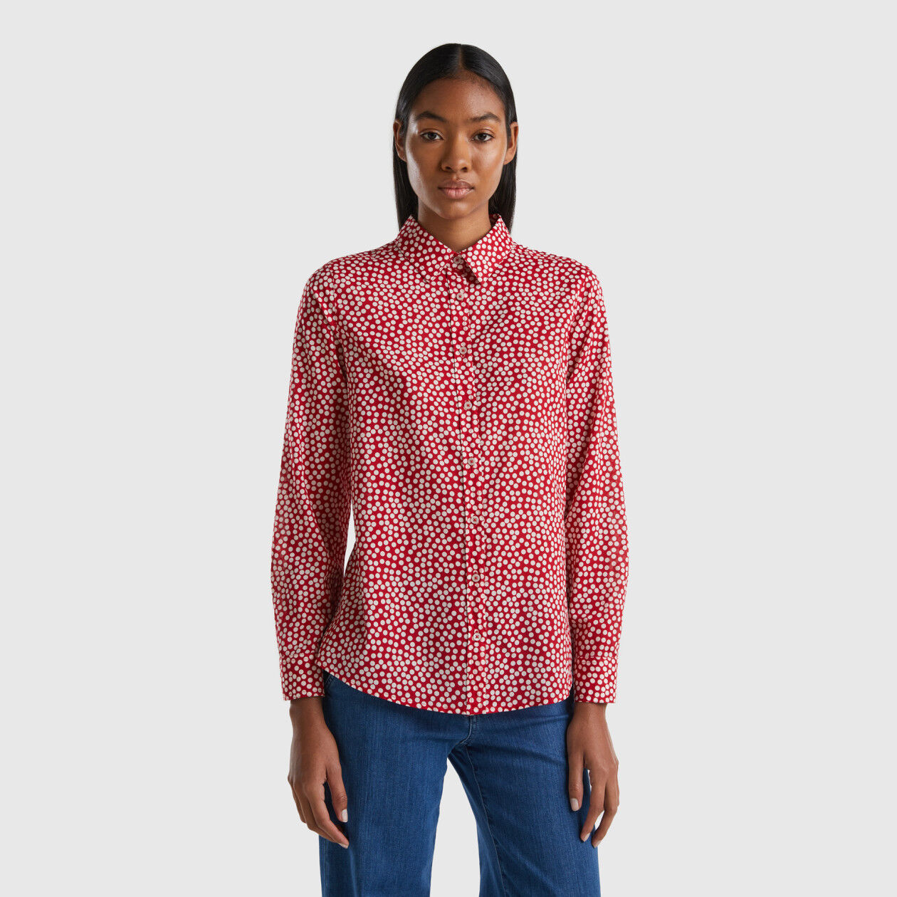 Camisa roja lunares hotsell blancos