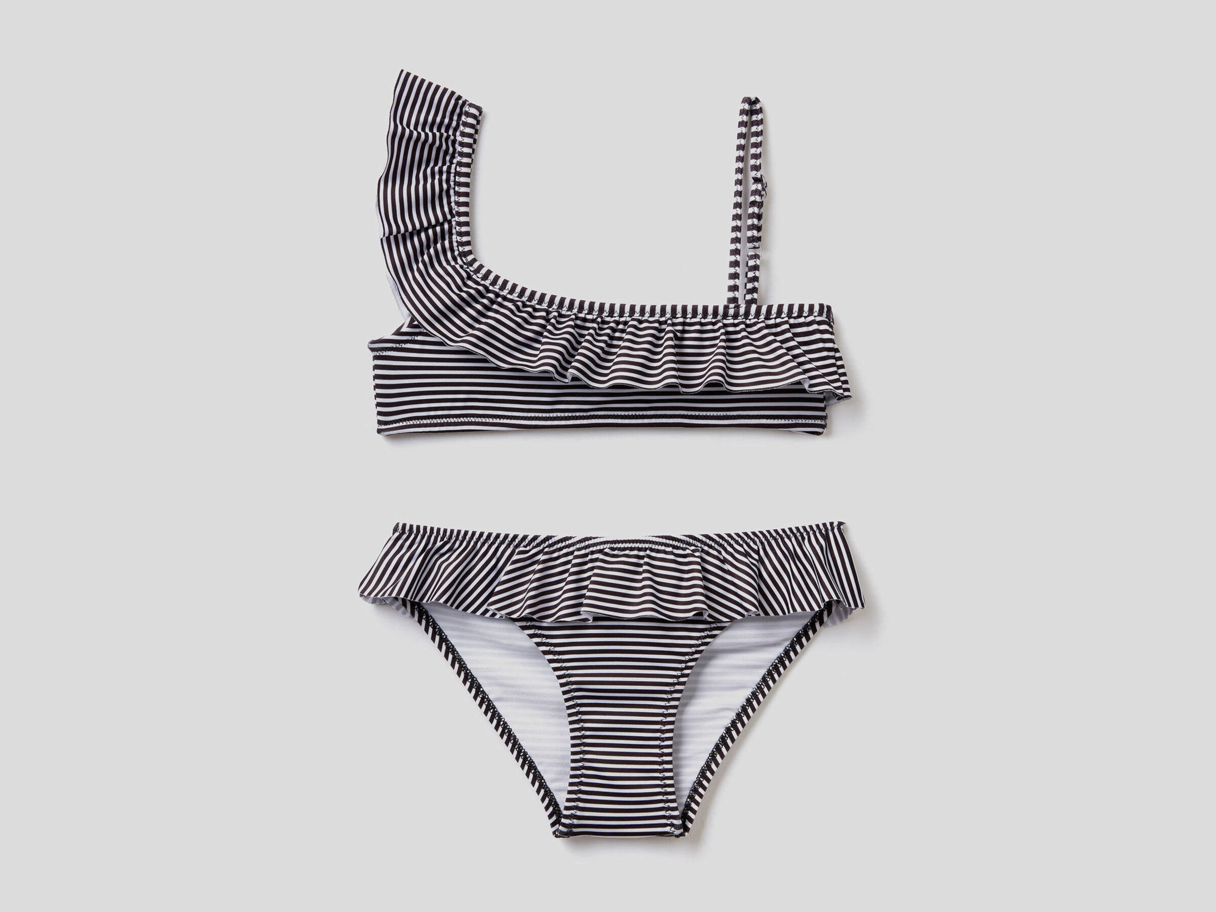 Bikini de rayas con volante image number null