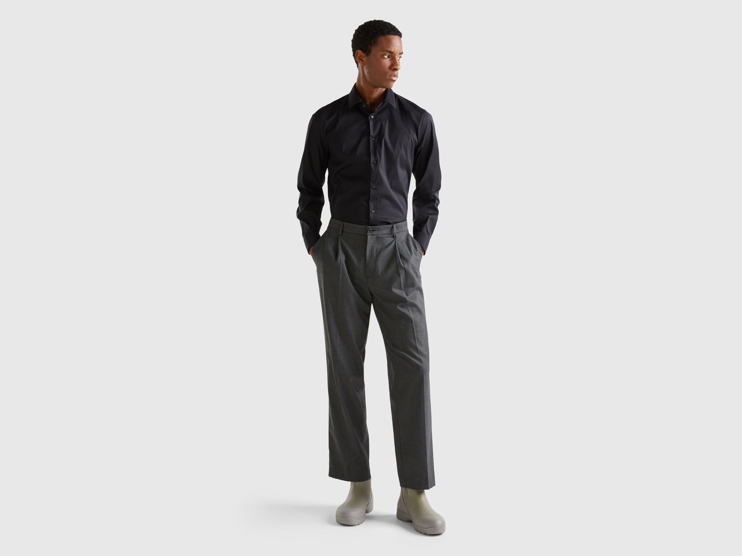 Camisa slim fit lisa Negro Benetton