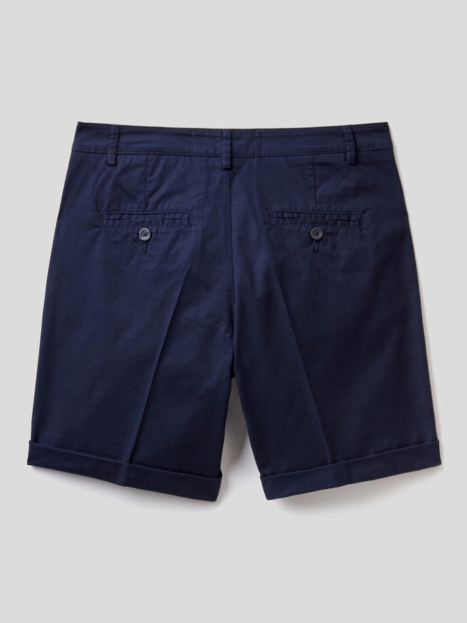 Bermudas de algodón elástico image number 2