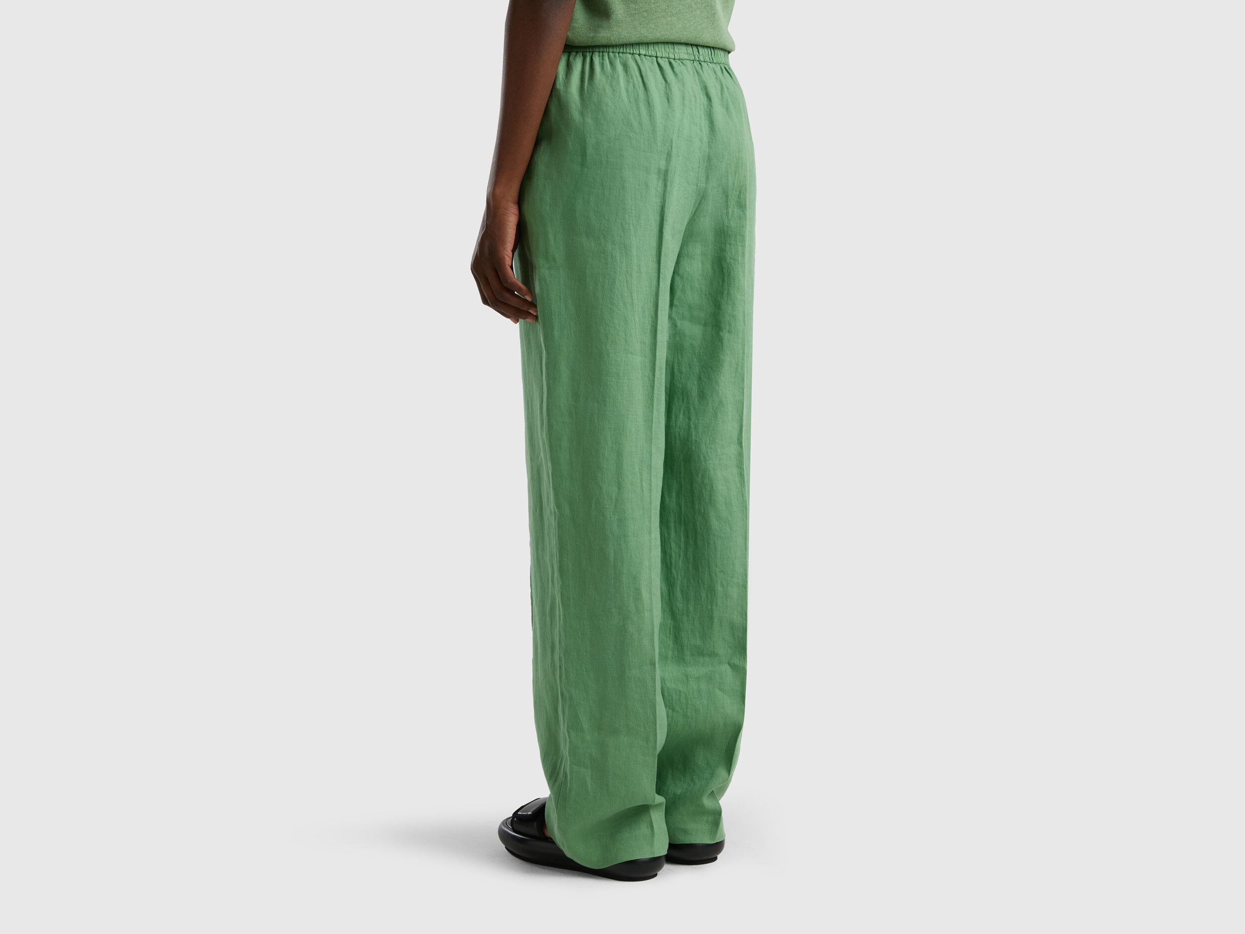 Pantal n de 100 lino con el stico Verde Benetton